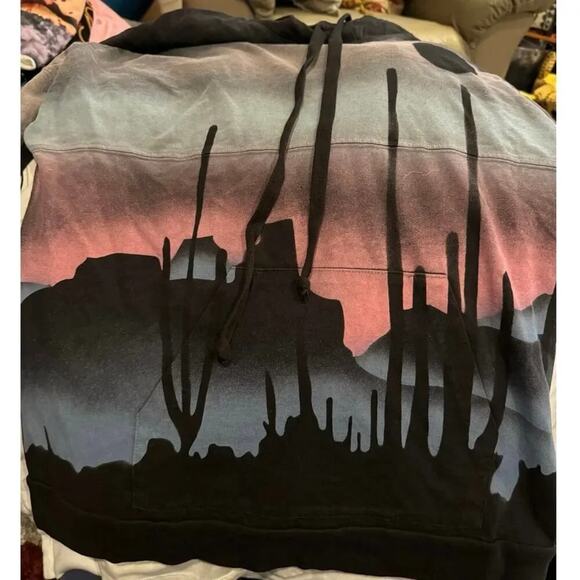 SPIRIT JERSEY Out West Cactus Desert Hoodie Size M New w/ Tag MSRP $139 - Picture 12 of 14